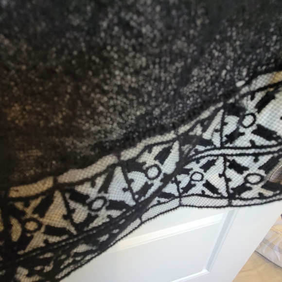 Free People Split Back Top | Black | Size L - Picture 3 of 6